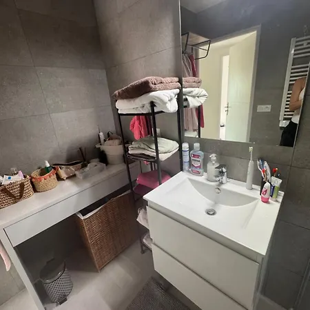 Superbe 3 Pieces Familiale Apartament Mentona