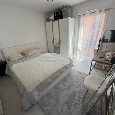 Superbe 3 Pieces Familiale Apartament